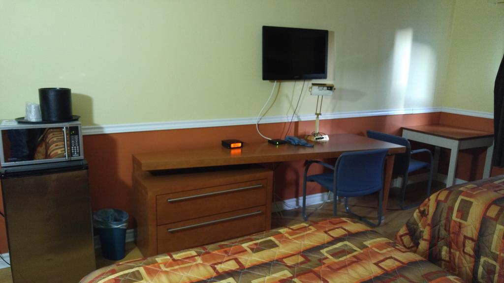 Budget Inn 2000 Hamilton Extérieur photo